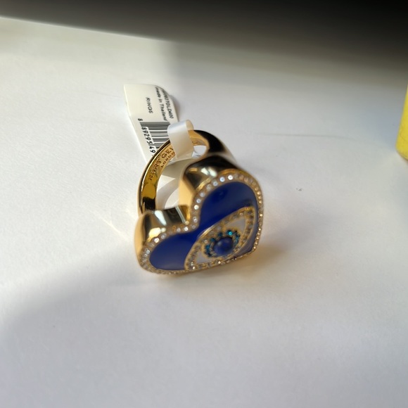 GORGEOUS Kurt Geiger London Evil Eye Heart Cocktail Ring - Picture 2 of 7